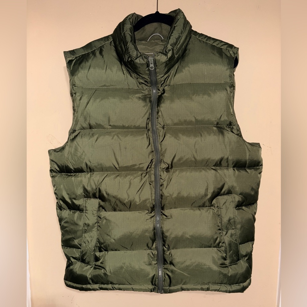 GAP Warmest Dark Green Quilted Down Puffer Men’s Vest Large